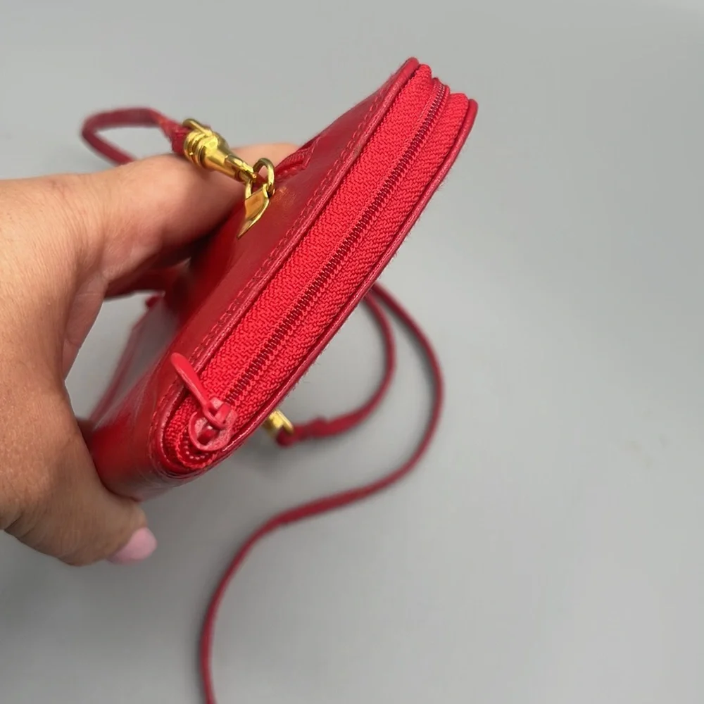 Vintage Red Crossbody Wallet w Extra Billfold Slots Insert Perfect Lipstick Red